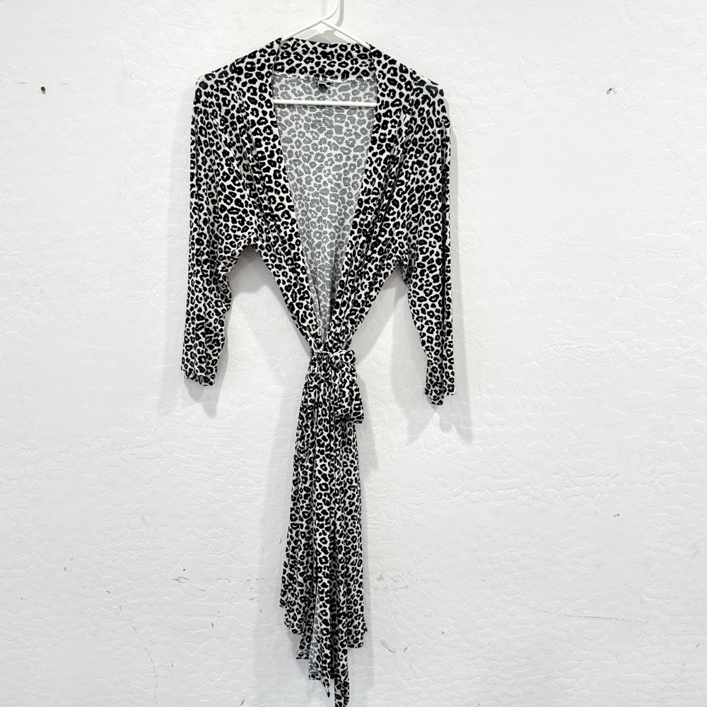 Posh Peanut Black and White Leopard Print Robe